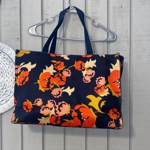 Spartina tote 16.5 by 12 Nablus blue orange flowers